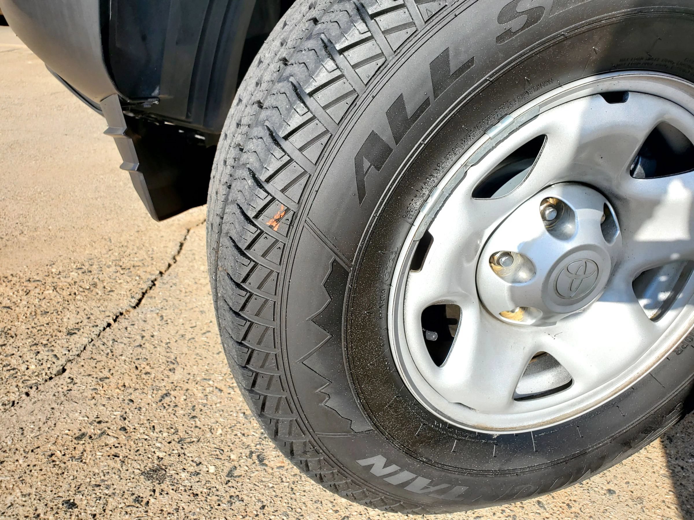 Used 2016 Toyota Tacoma SR RWD image 54