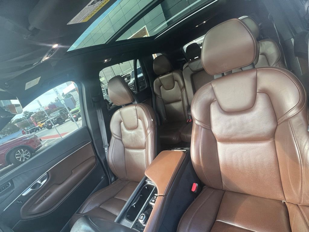 Used 2022 Volvo XC90 T6 Inscription w/ Advanced Package image 13