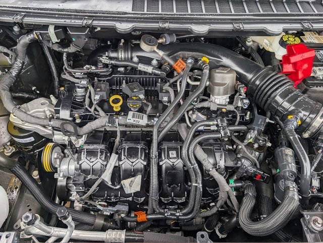 Used 2024 Ford Edge SE w/ Black Appearance Package AWD/4WD image 27