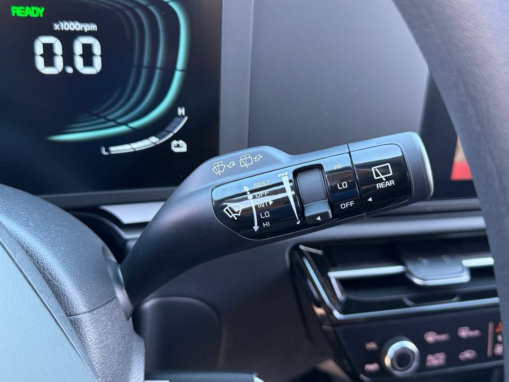 New 2026 Kia Niro LX FWD image 30