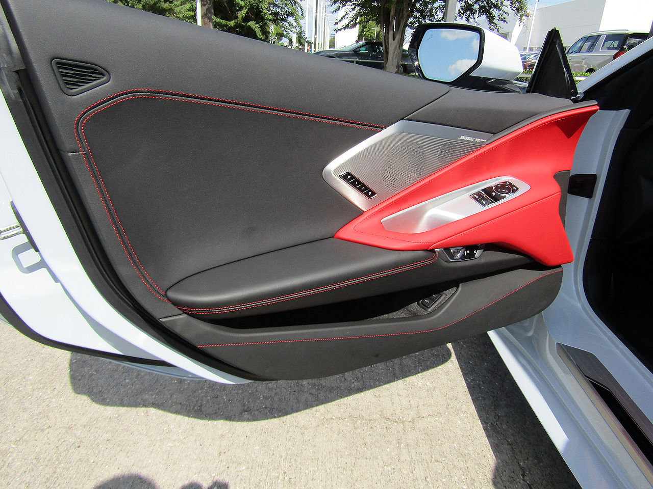 Used 2020 Chevrolet Corvette Stingray Preferred Cpe w/ 2LT Preferred Equipment Group image 11