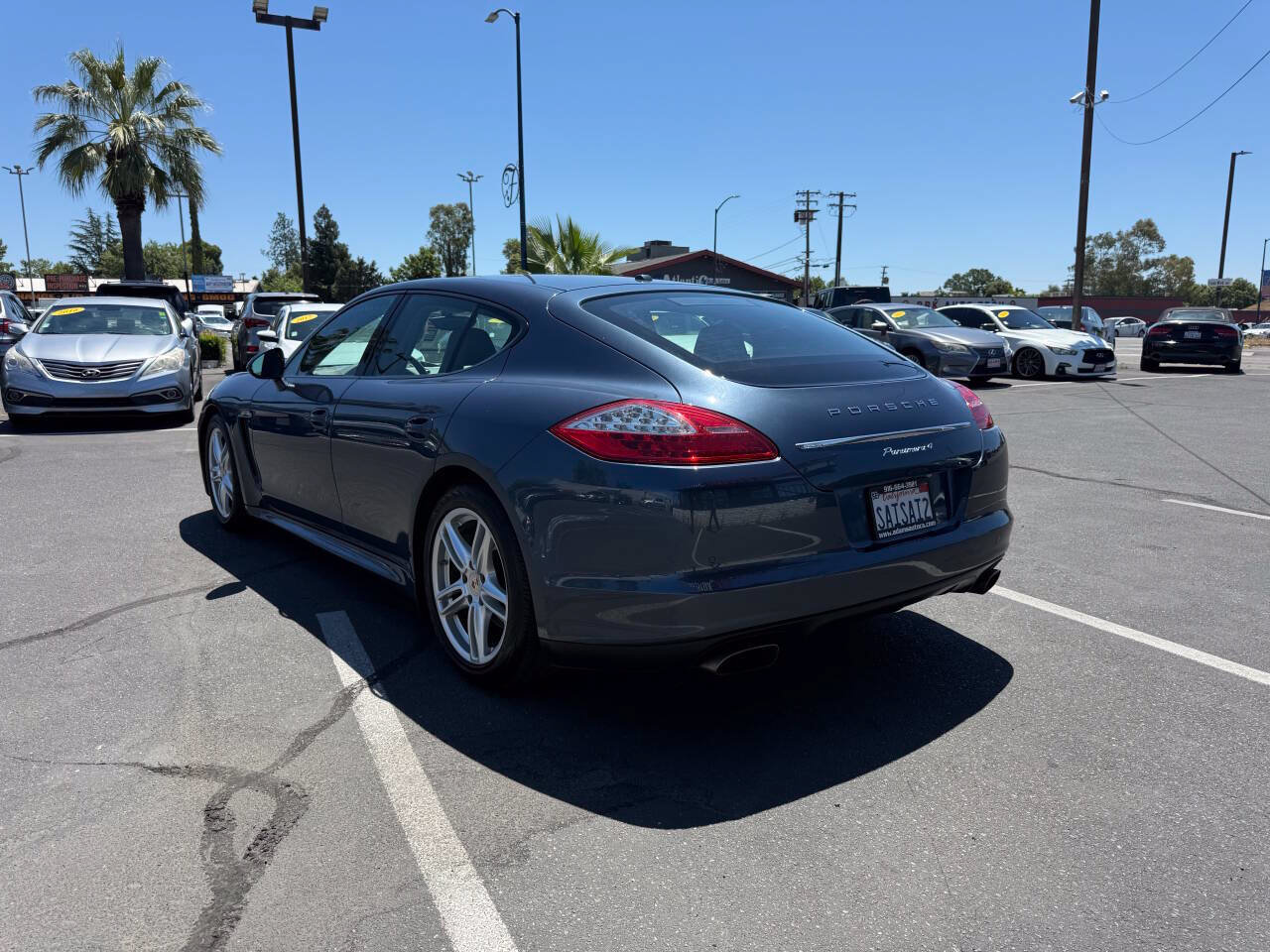 Used 2013 Porsche Panamera RWD image 5