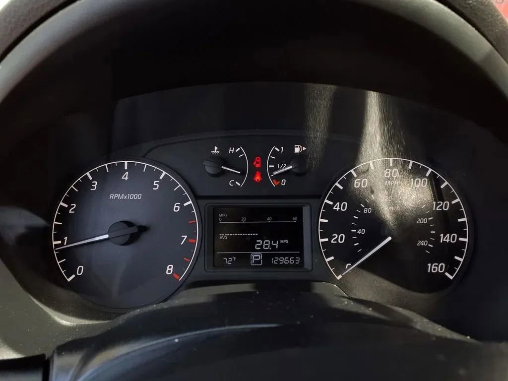 Used 2014 Nissan Sentra S FWD image 8