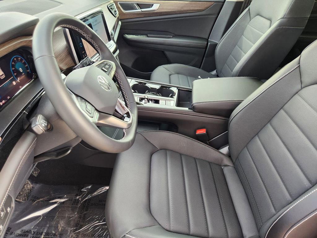 New 2026 Volkswagen Atlas SEL image 4
