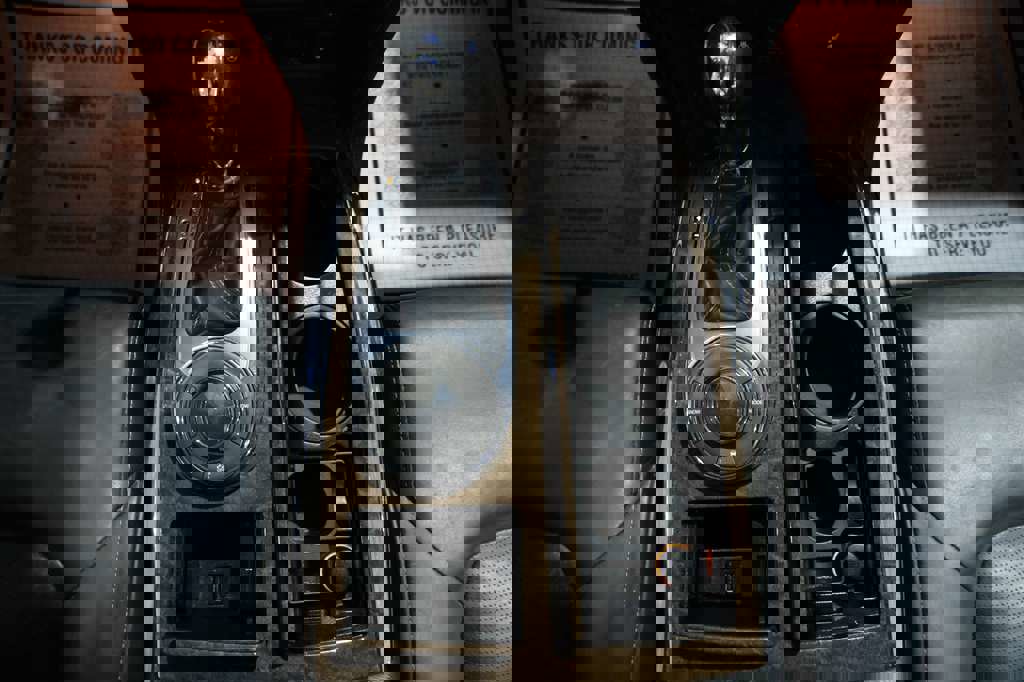 Used 2017 INFINITI QX80 image 32