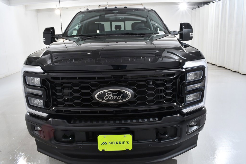 New 2026 Ford F350 Lariat w/ Black Appearance Package image 3