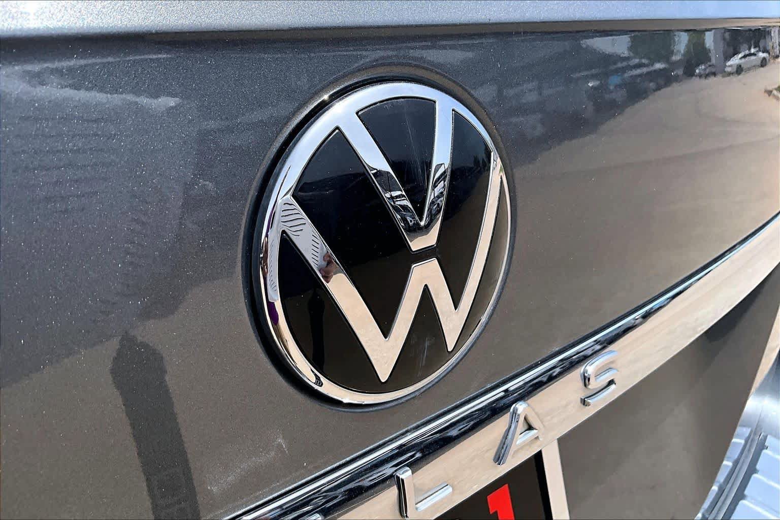 Used 2021 Volkswagen Atlas SE FWD image 30