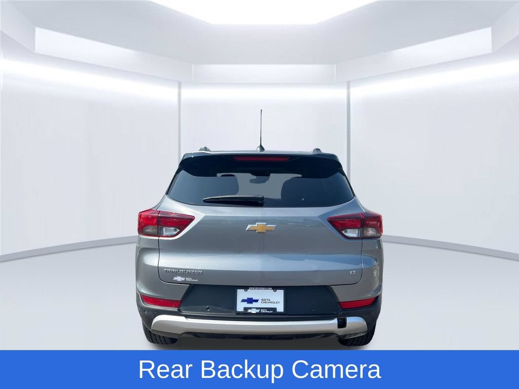 Used 2024 Chevrolet TrailBlazer LT w/ LT Cold Weather Package FWD image 5