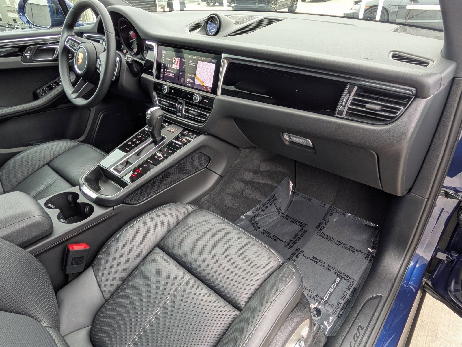 New 2025 Porsche Macan image 26