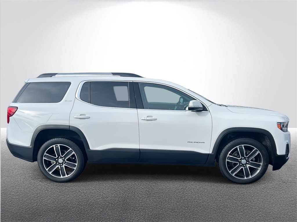 Certified 2023 GMC Acadia SLT w/ Preferred Package image 6