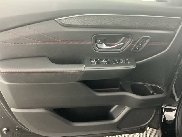 Certified 2026 Honda Pilot Black Edition image 7