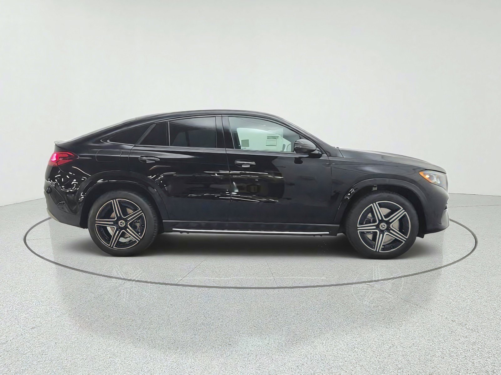 New 2027 Mercedes-Benz GLE 450 4MATIC Coupe image 4
