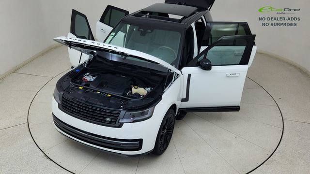 Used 2025 Land Rover Range Rover SE image 84