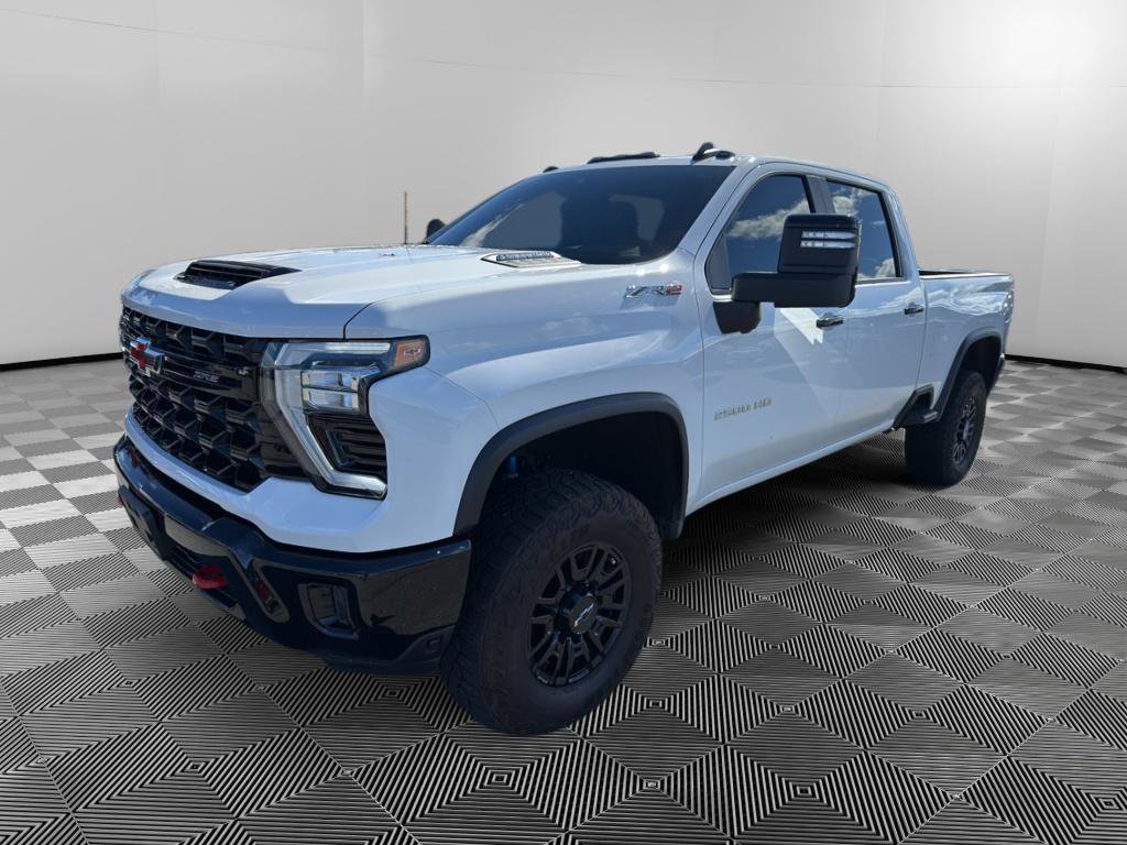 Used 2024 Chevrolet Silverado 2500 ZR2 image 3