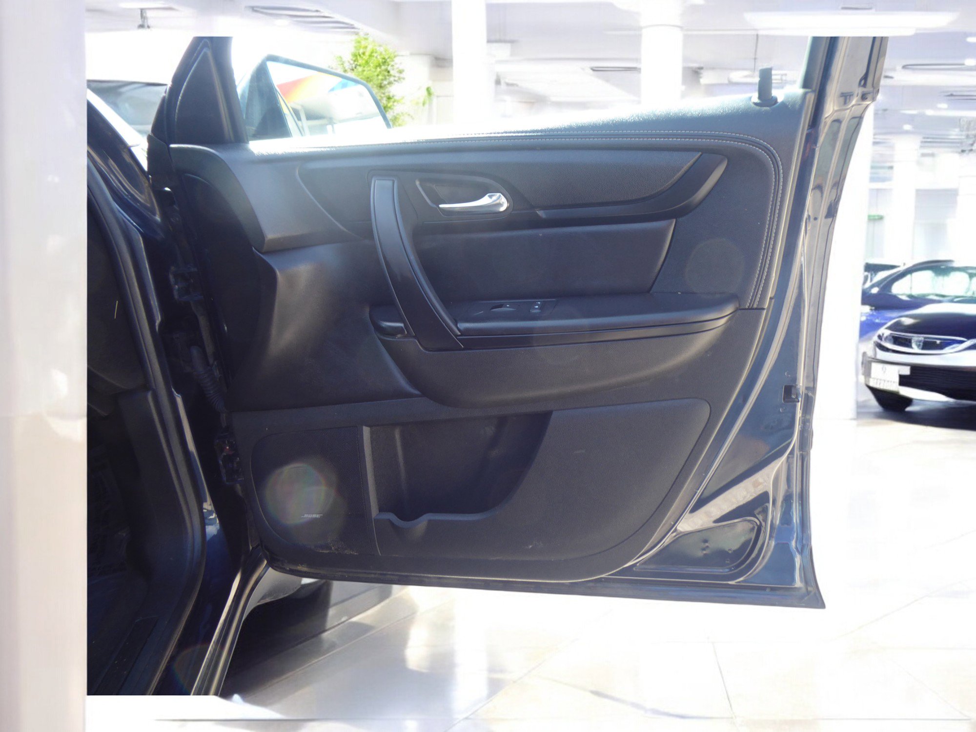 Used 2015 Chevrolet Traverse LT image 18