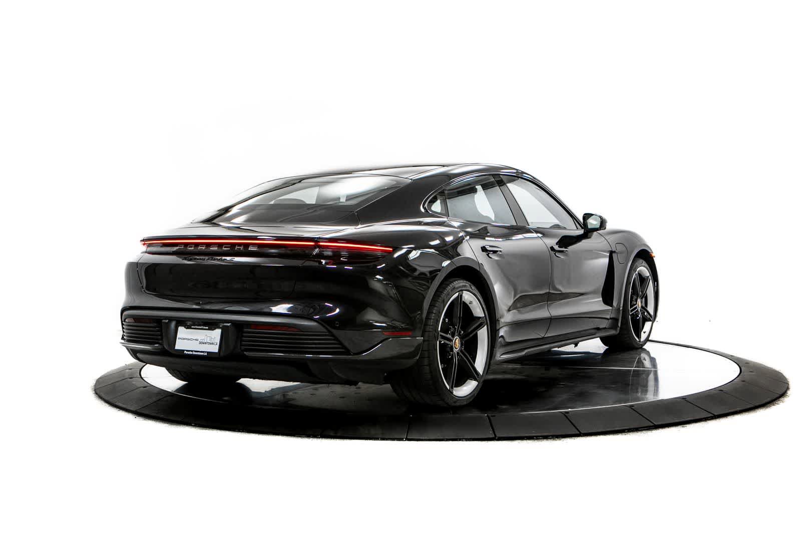 Used 2021 Porsche Taycan Turbo S AWD/4WD image 7