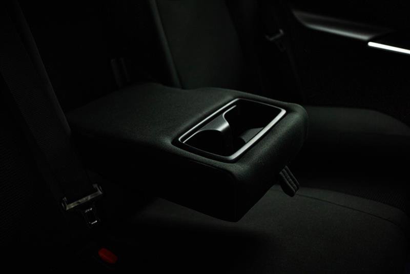 Used 2021 Toyota RAV4 LE image 12