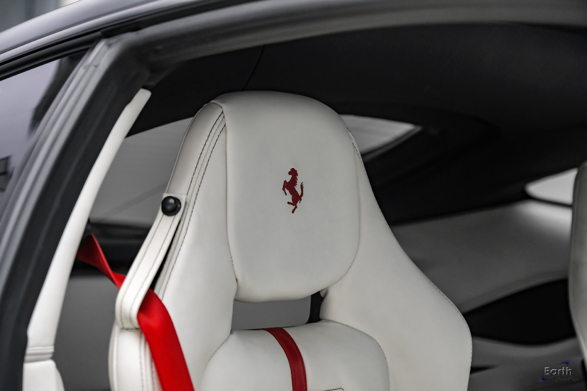 Used 2014 Ferrari F12 Berlinetta RWD image 71