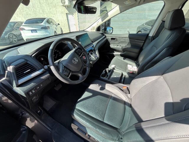 Used 2025 Honda Odyssey EX-L image 10