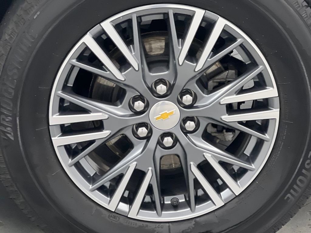 Used 2024 Chevrolet Traverse LT image 73