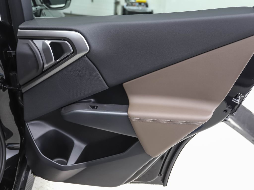 Used 2026 BMW X3 xDrive30 w/ Convenience Package image 25