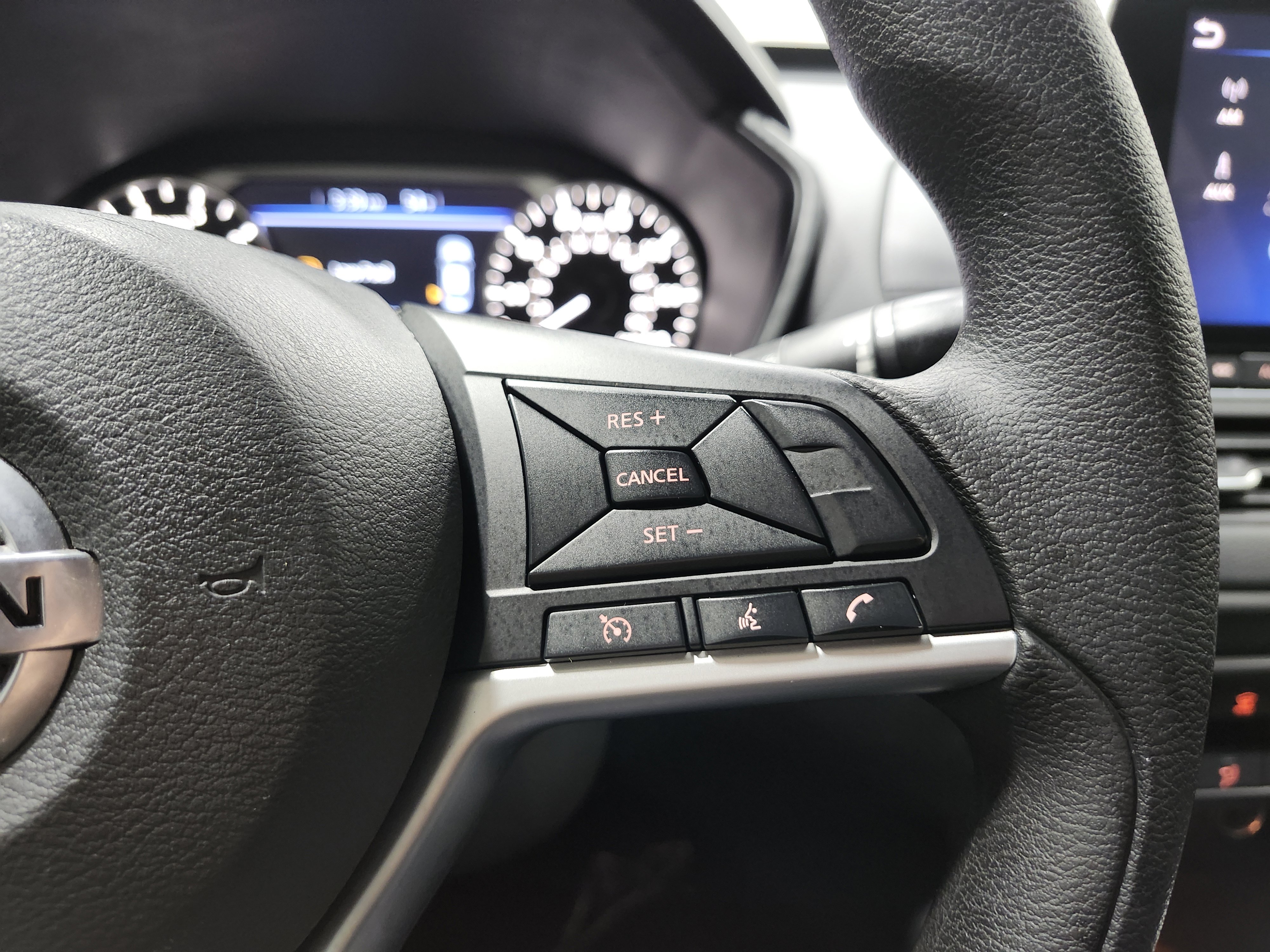 Used 2022 Nissan Altima 2.5 SV image 32