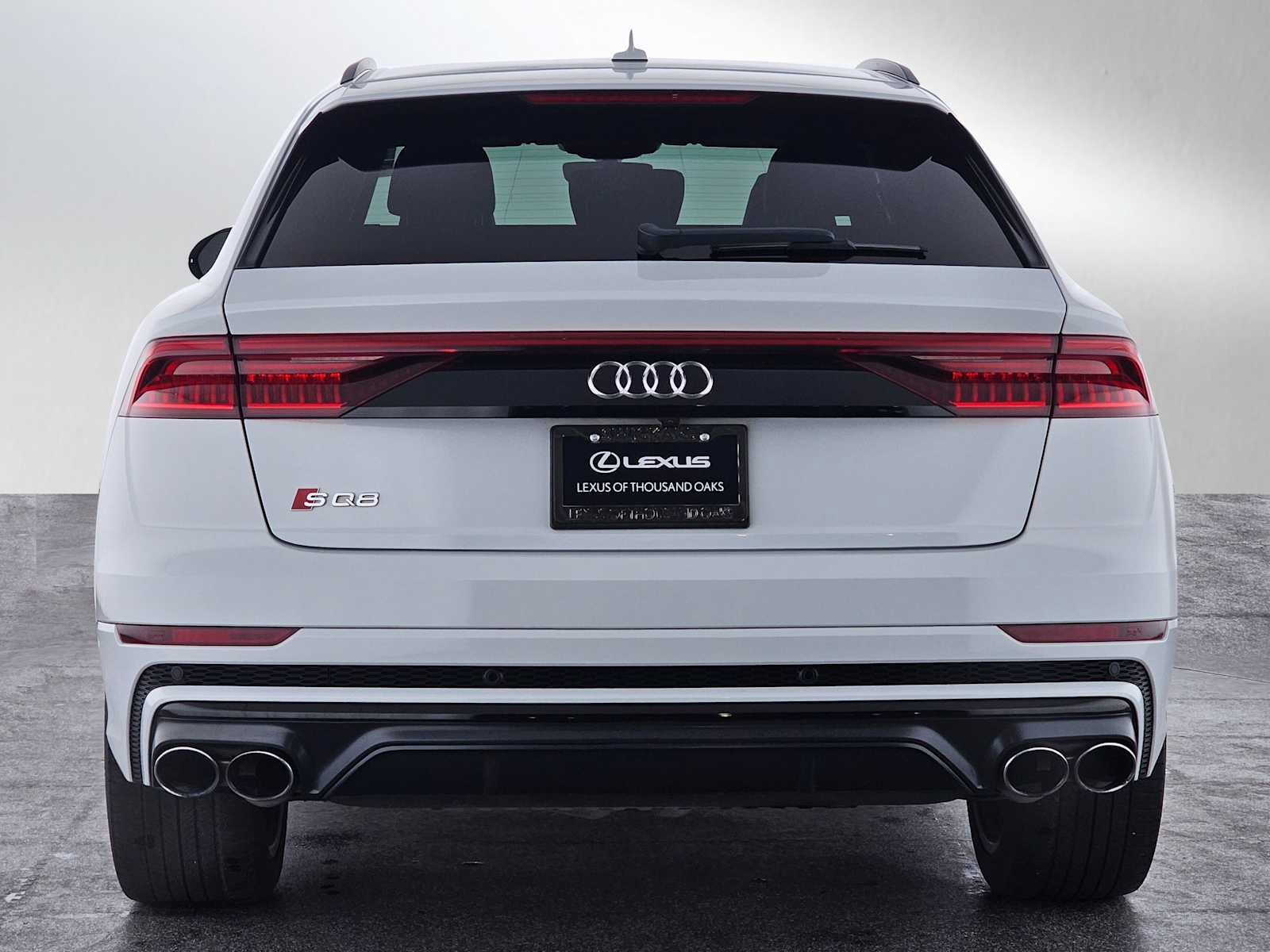 Used 2021 Audi SQ8 Premium Plus w/ SQ8 Black Optic Package image 4