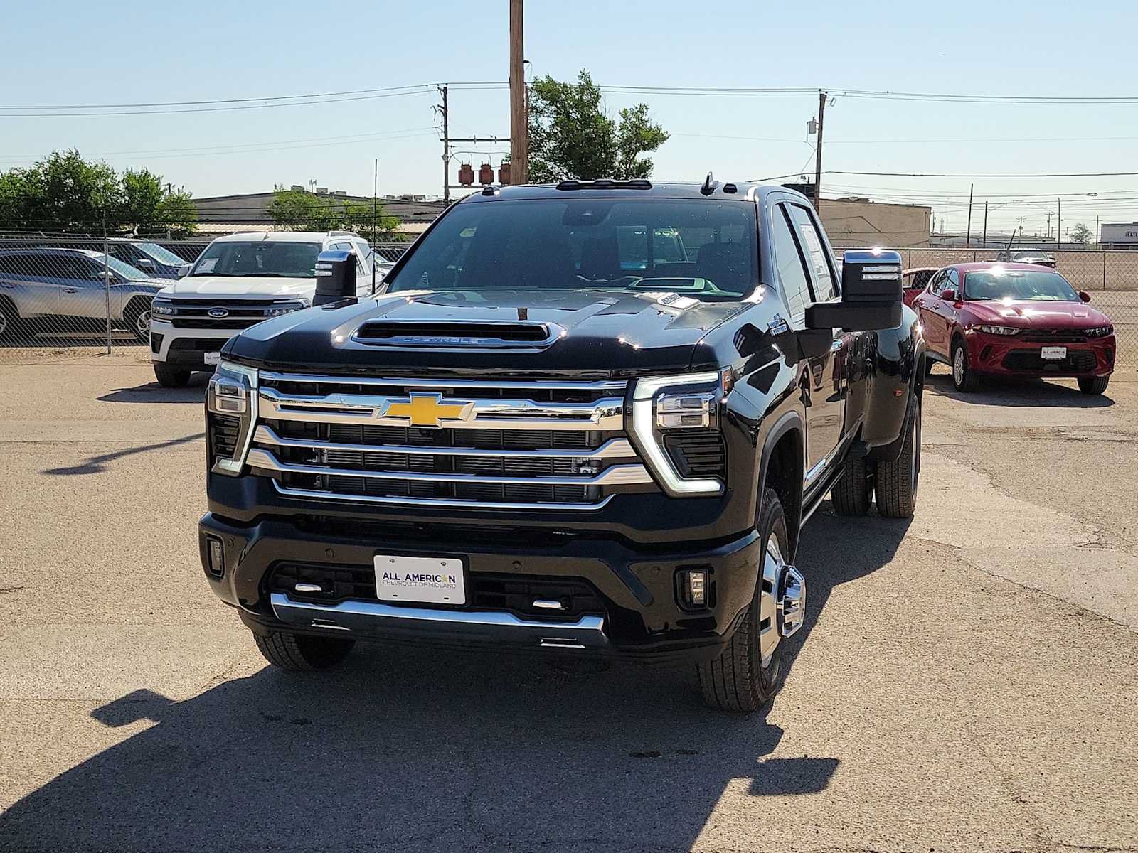 New 2026 Chevrolet Silverado 3500 High Country w/ High Country Premium Package AWD/4WD image 4