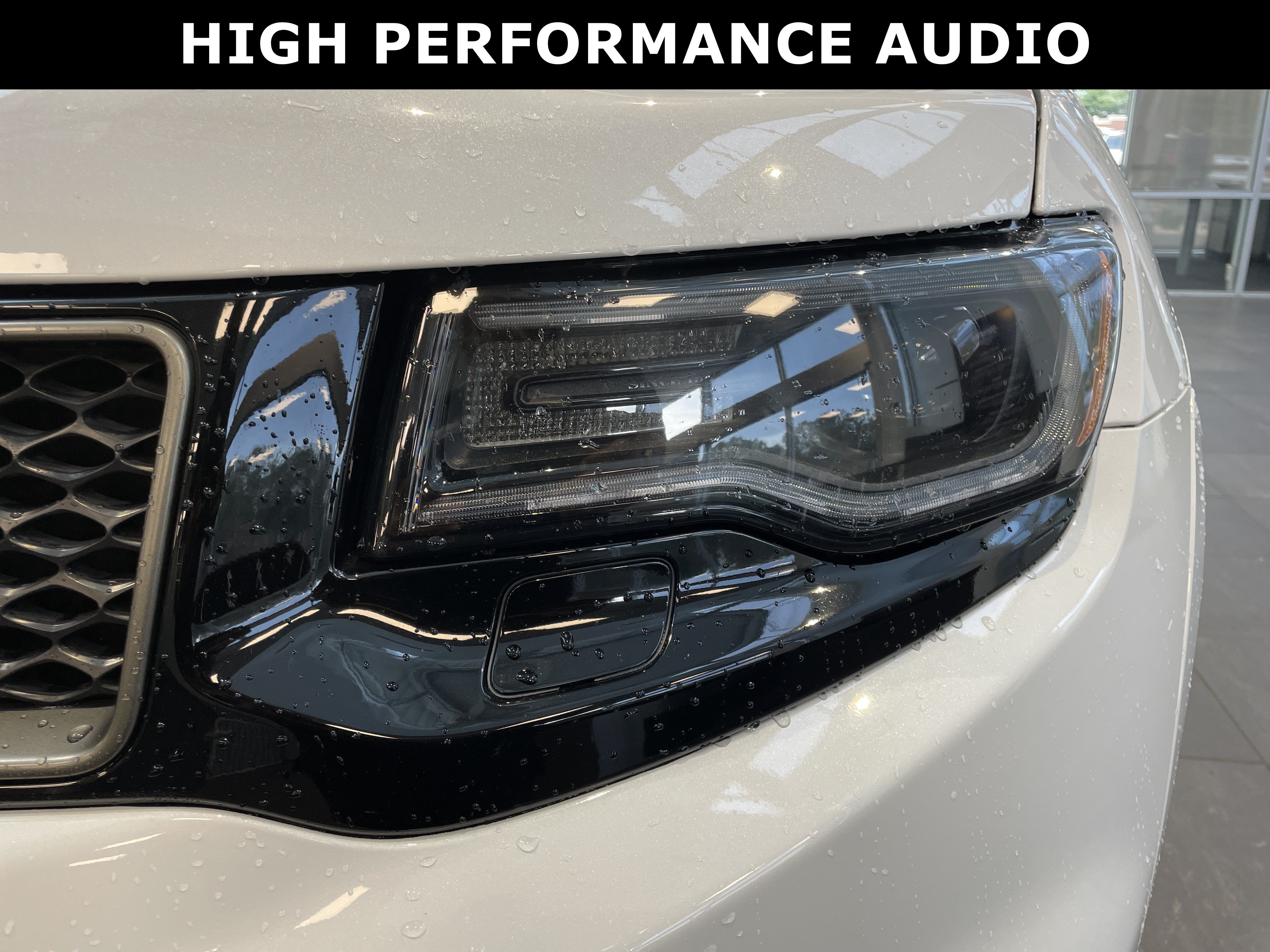 Used 2021 Jeep Grand Cherokee Trackhawk AWD/4WD image 5