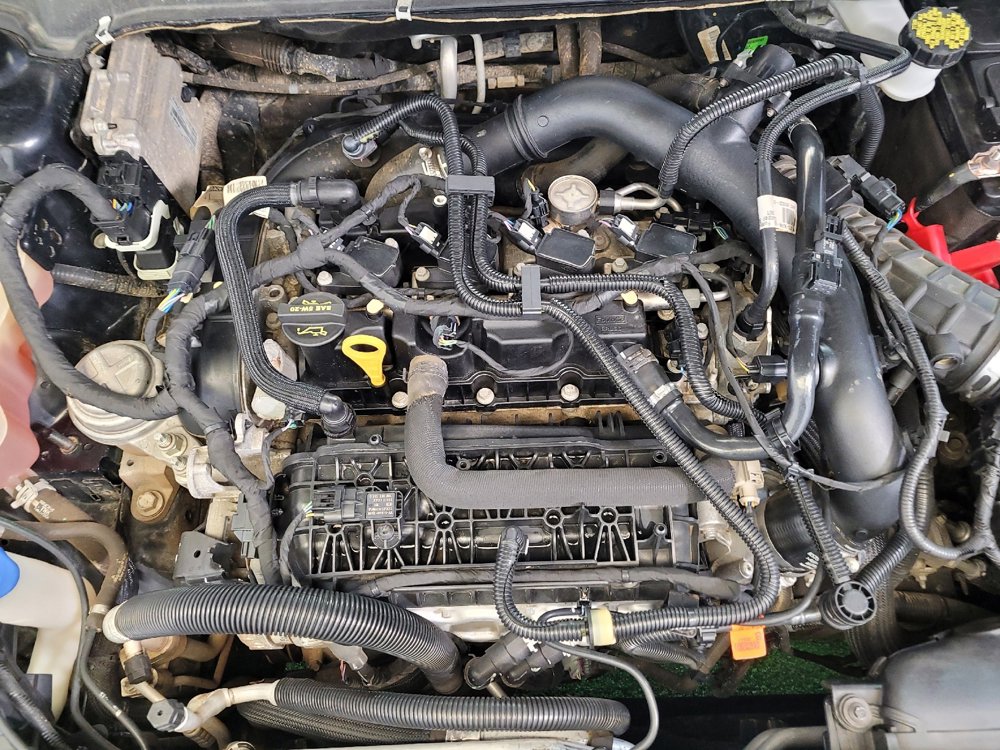 Used 2020 Ford Fusion SE image 30