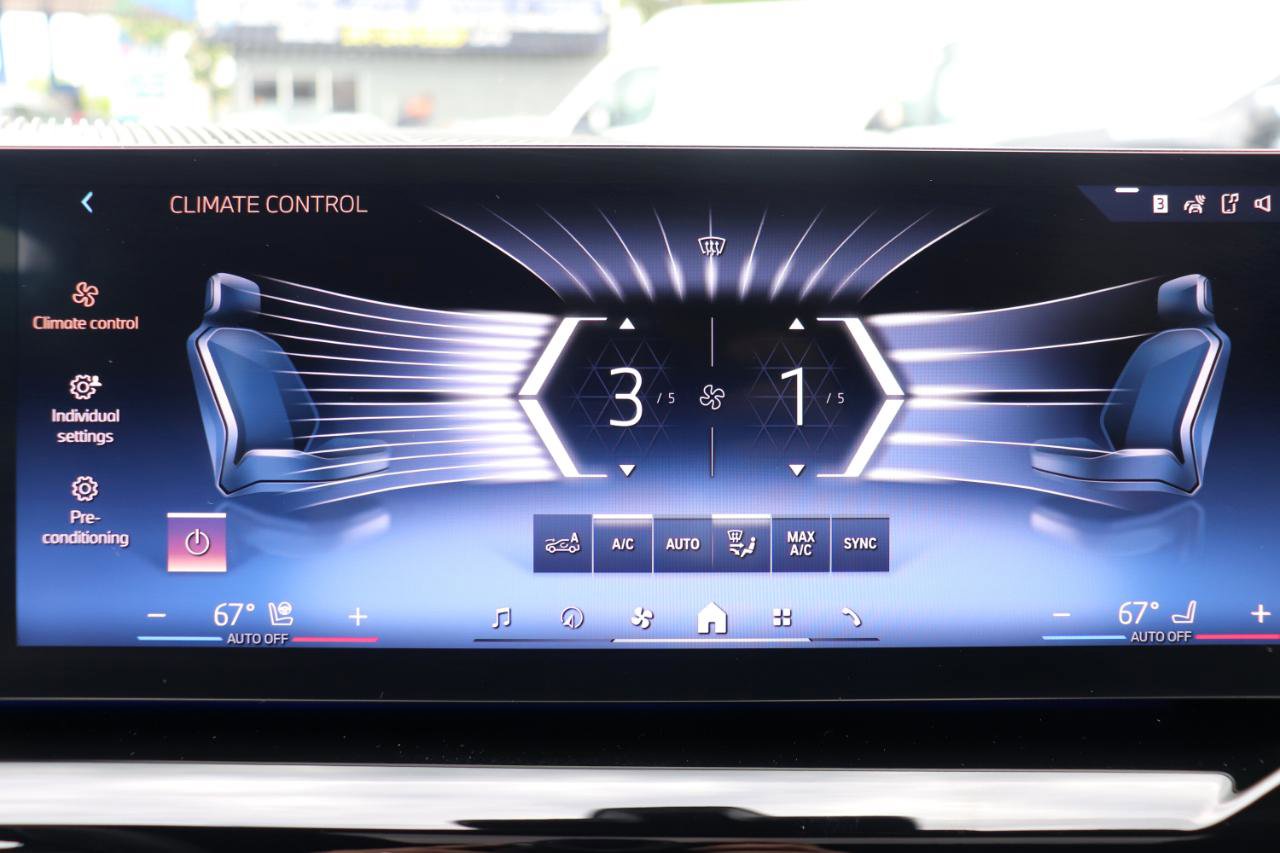 Used 2026 BMW 530i xDrive AWD/4WD image 41