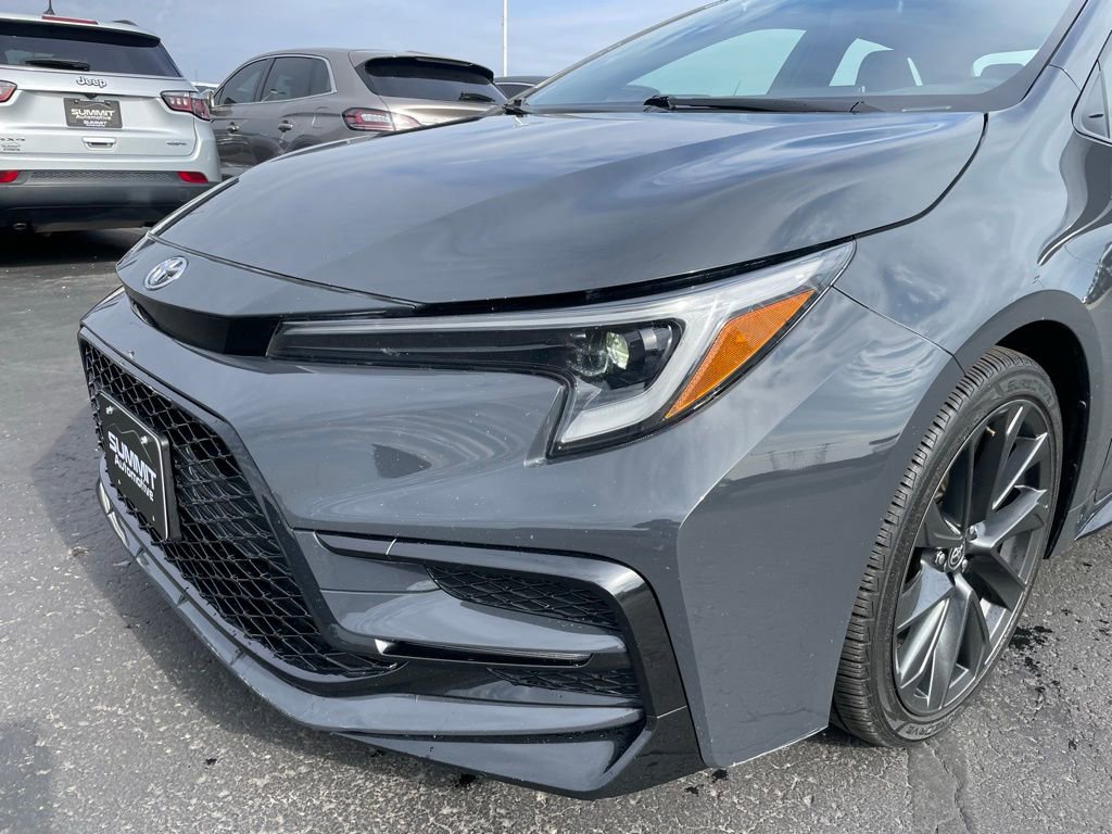 Used 2024 Toyota Corolla XSE FWD image 30