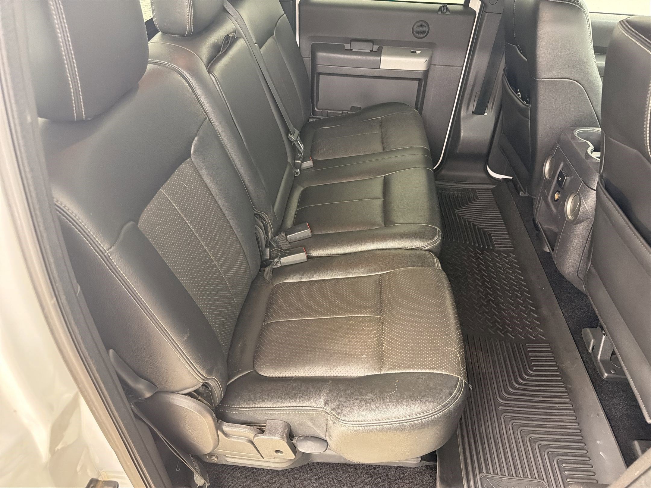Used 2015 Ford F250 Lariat w/ FX4 Off-Road Package AWD/4WD image 26