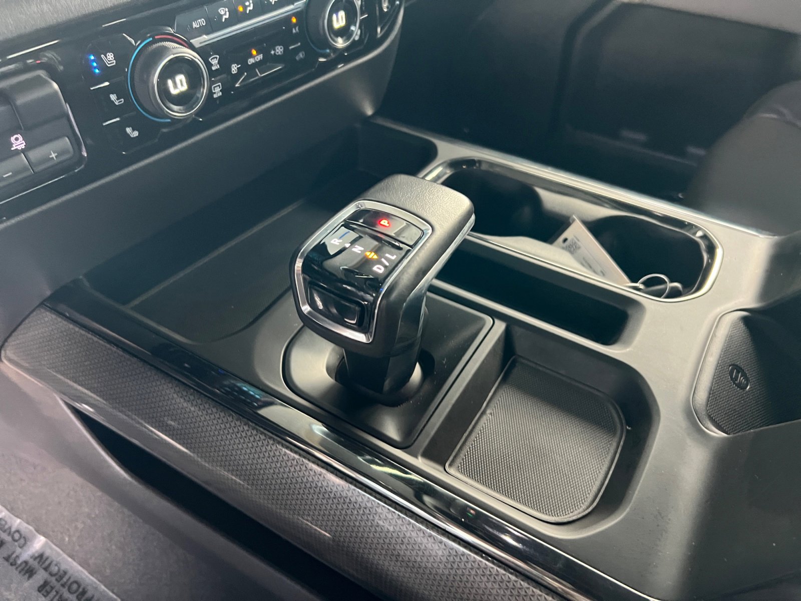 Used 2022 Chevrolet Silverado 1500 ZR2 w/ Technology Package image 22