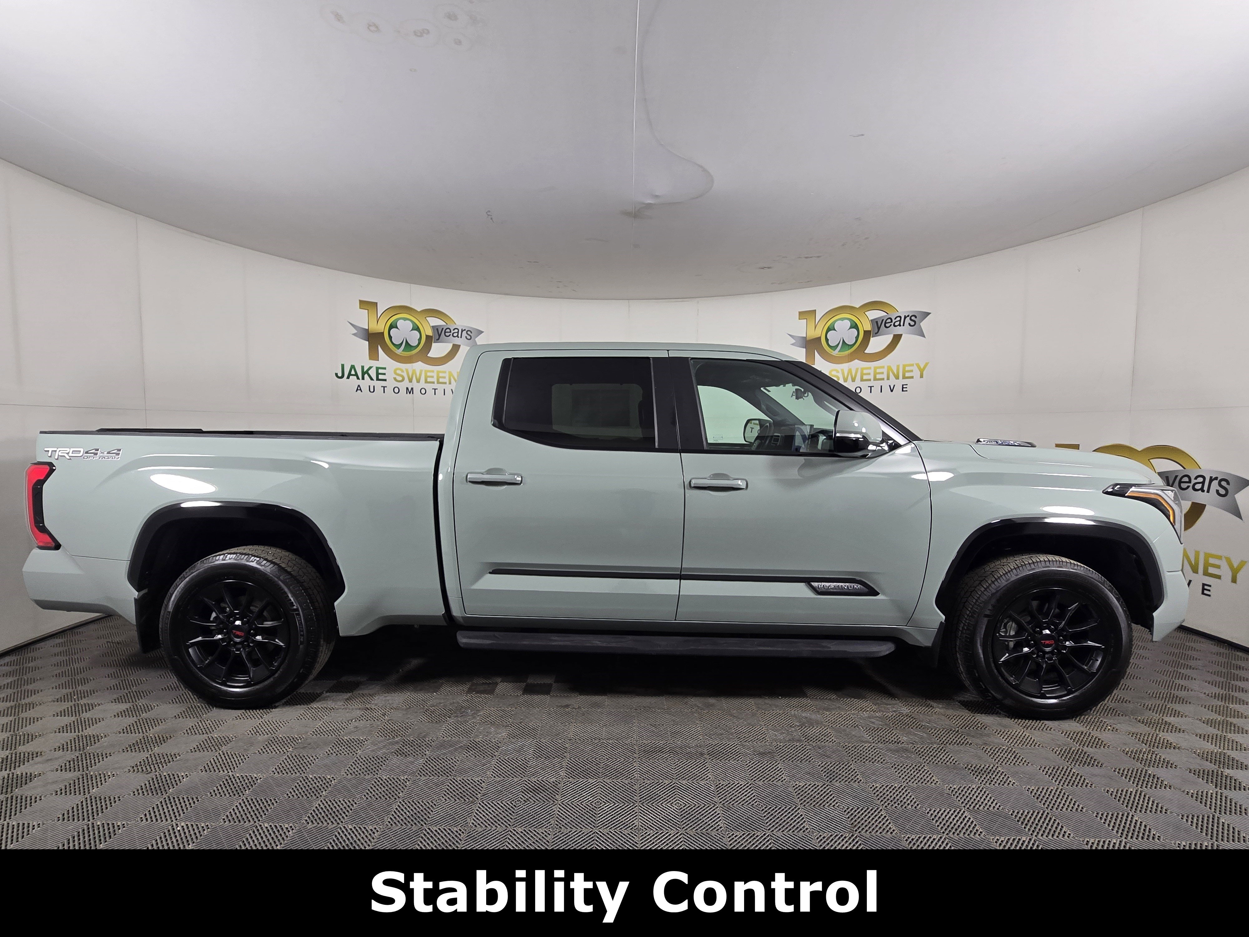Used 2024 Toyota Tundra Platinum w/ TRD Off-Road Package AWD/4WD image 11