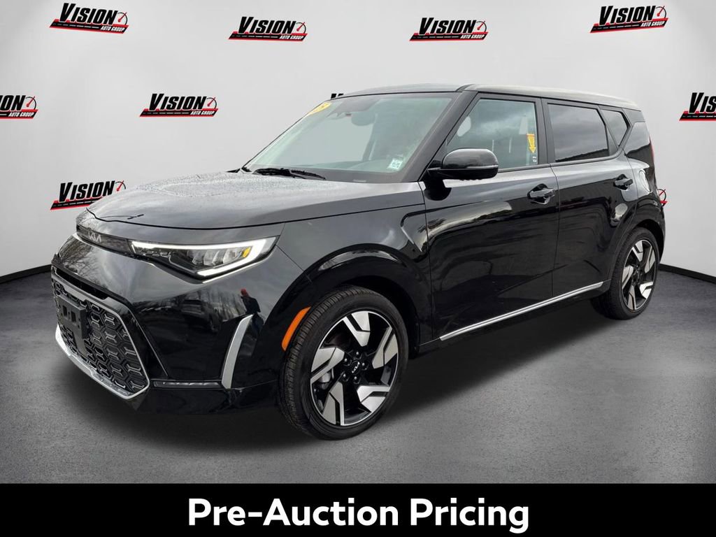 Used 2025 Kia Soul GT-Line w/ GT-Line Technology Package image 1