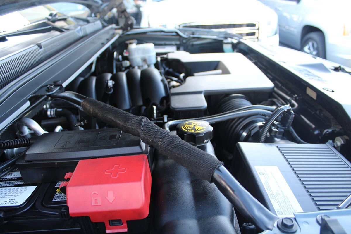 Used 2019 Chevrolet Suburban LS w/ All-Season Package image 33