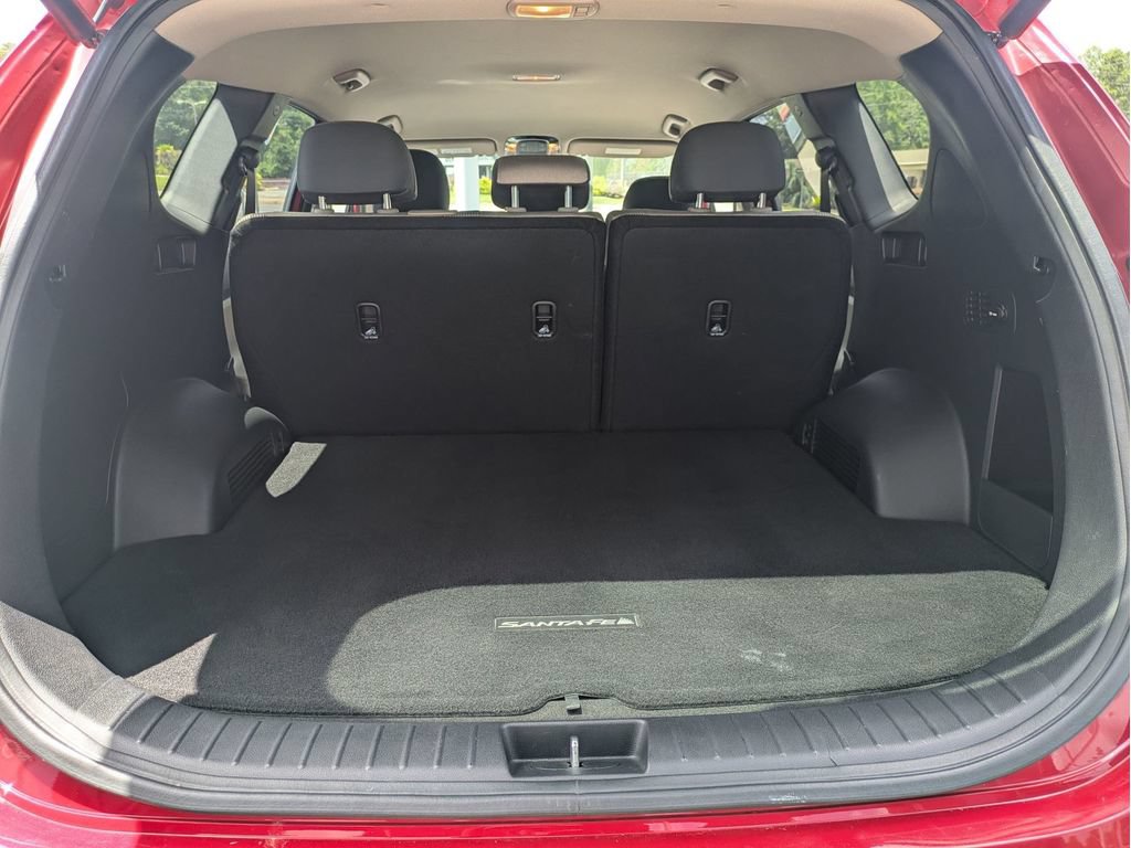 Used 2023 Hyundai Santa Fe SEL FWD image 7