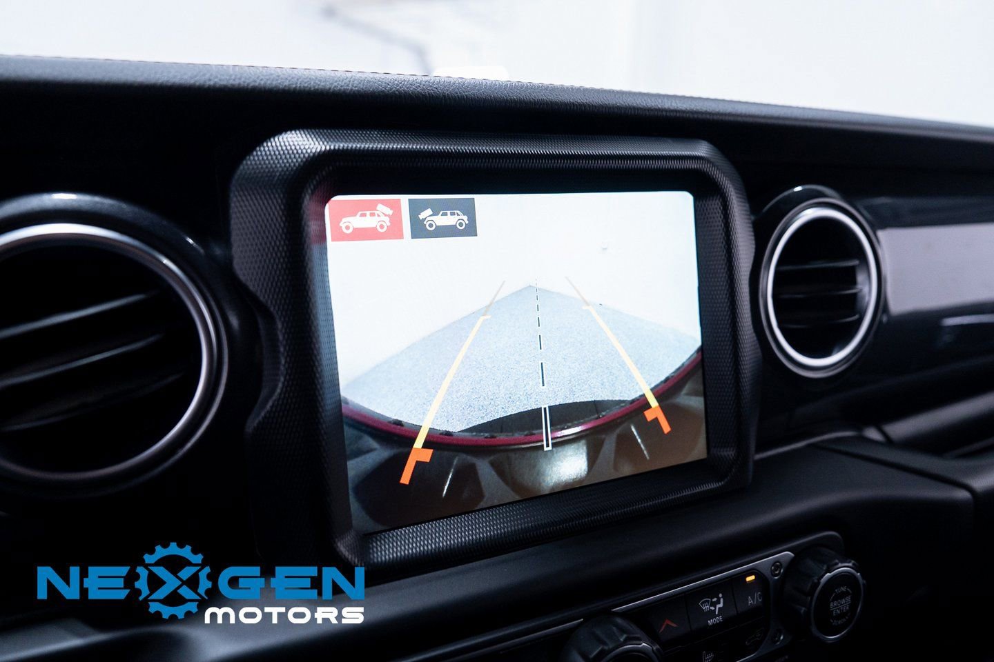 Used 2023 Jeep Wrangler Unlimited Rubicon 392 w/ Xtreme Recon 35" Tire Package image 38