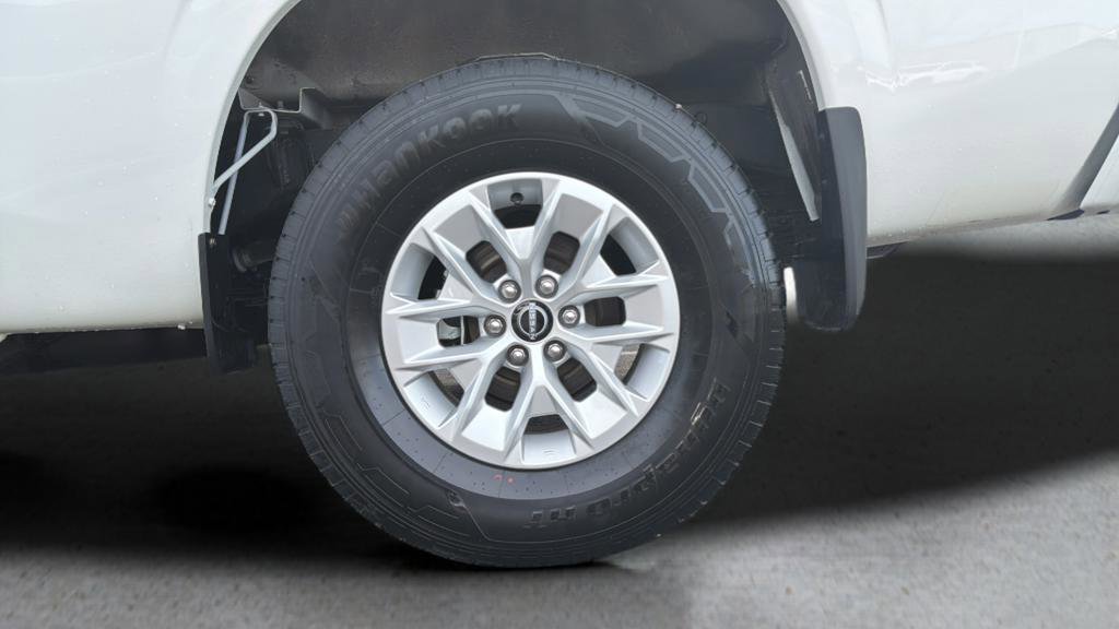 Certified 2024 Nissan Frontier SV w/ Technology Package image 15