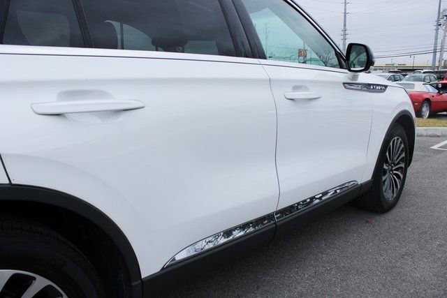 Used 2023 Lincoln Aviator Reserve w/ Elements Package Plus image 51