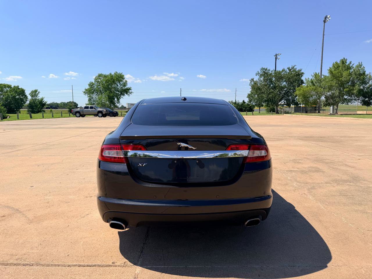 Used 2011 Jaguar XF Portfolio RWD image 10