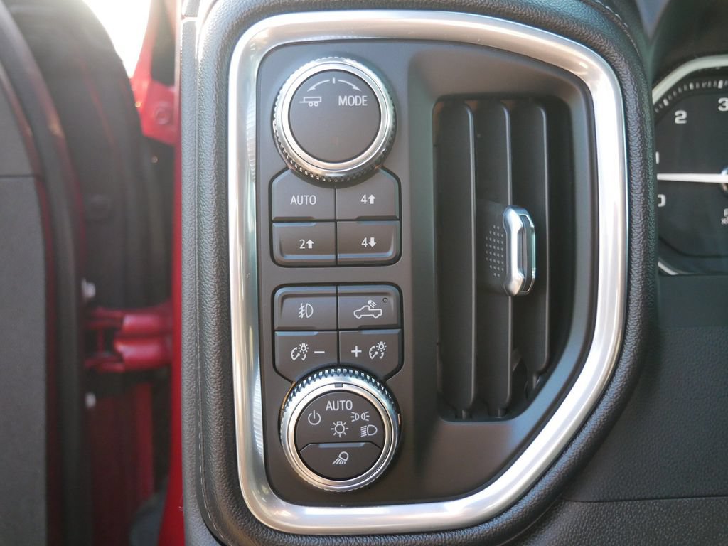 Used 2022 GMC Sierra 1500 Denali w/ Denali Premium Package AWD/4WD image 16