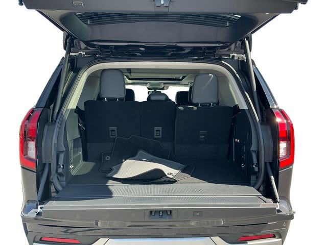 Used 2025 Ford Expedition Platinum image 19