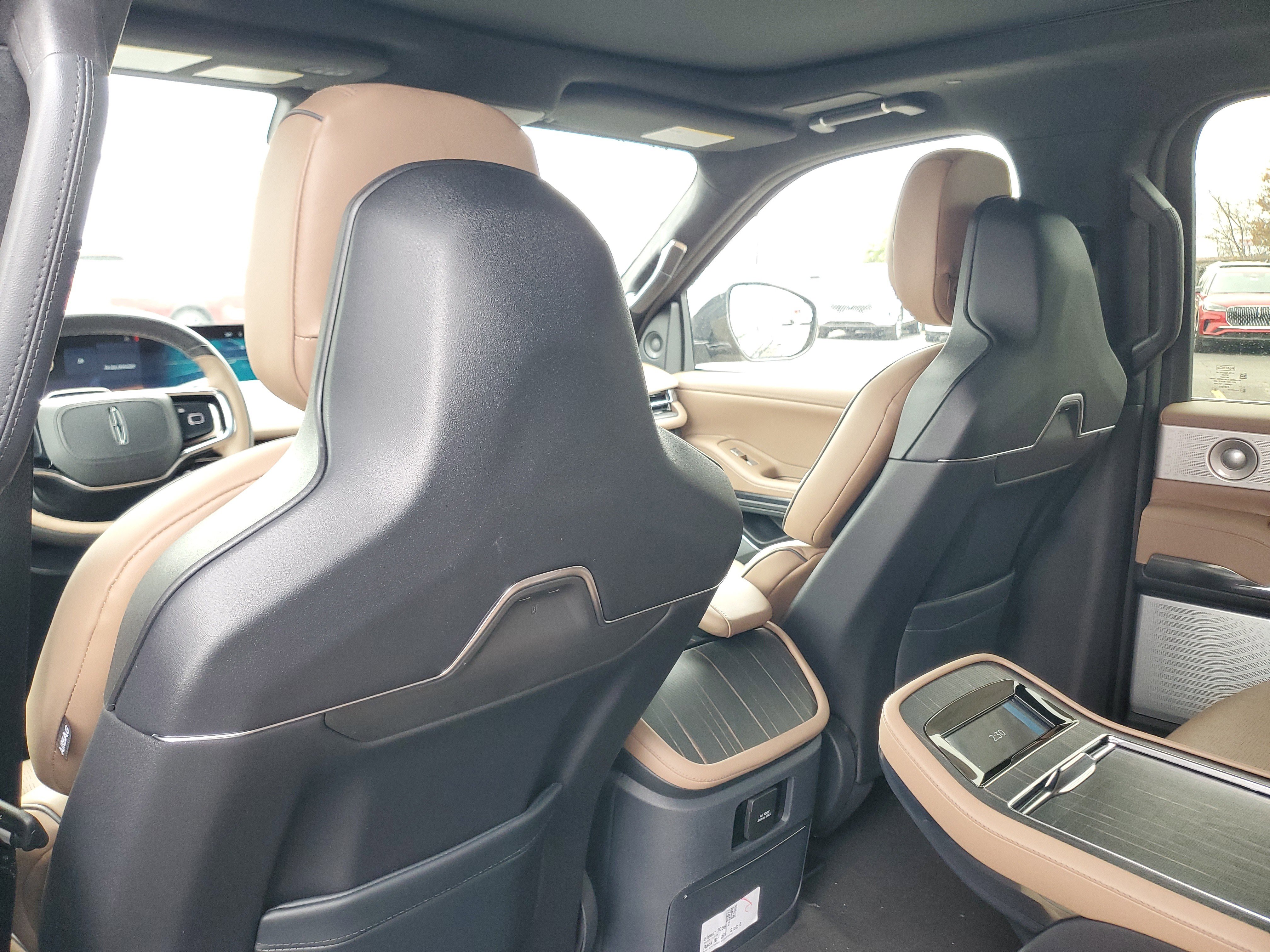 New 2026 Lincoln Navigator L Black Label image 29