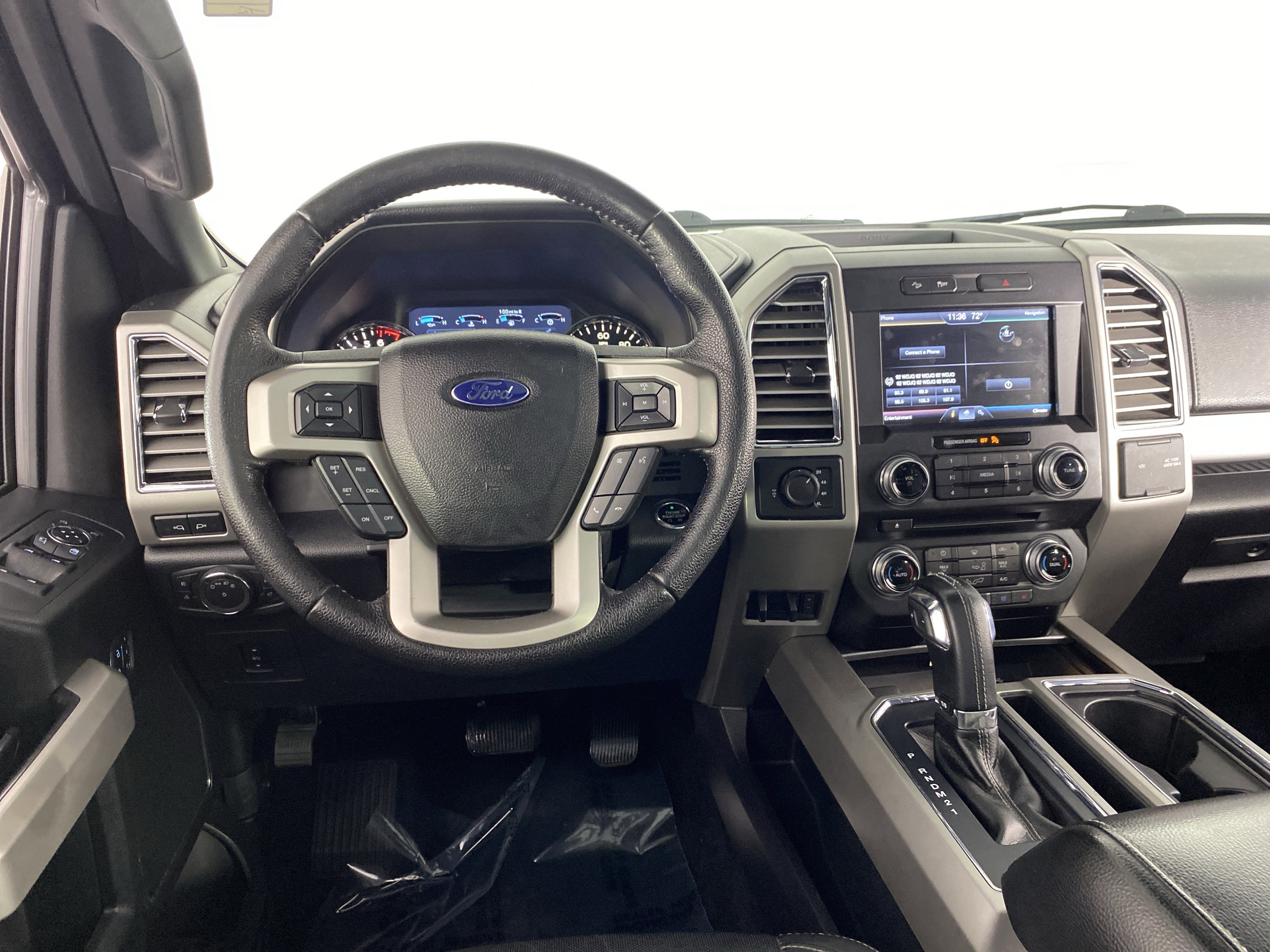 Used 2015 Ford F150 Lariat w/ Equipment Group 501A Mid image 39