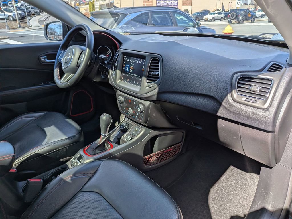 Used 2019 Jeep Compass Trailhawk w/ Leather Interior Group image 26