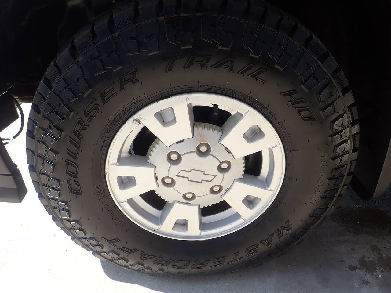 Used 2004 Chevrolet Colorado LS w/ Power Convenience Package image 30