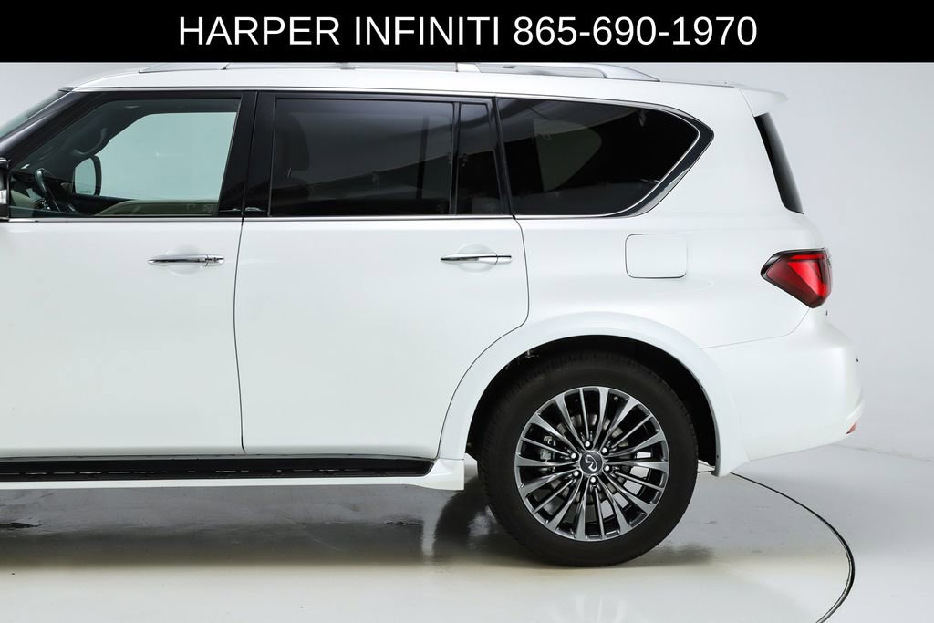 Used 2024 INFINITI QX80 Sensory image 4
