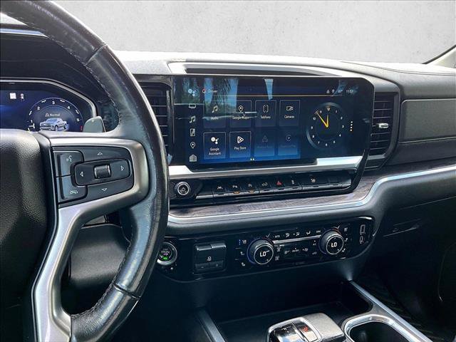 Used 2022 Chevrolet Silverado 1500 LTZ RWD image 8